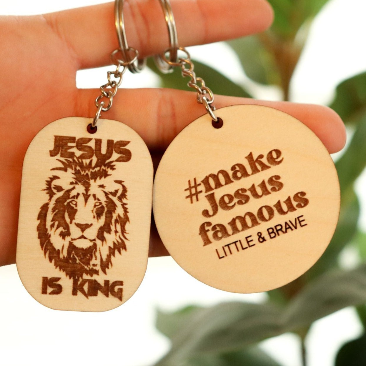 #Make JESUS famous Keychain - Little & Brave
